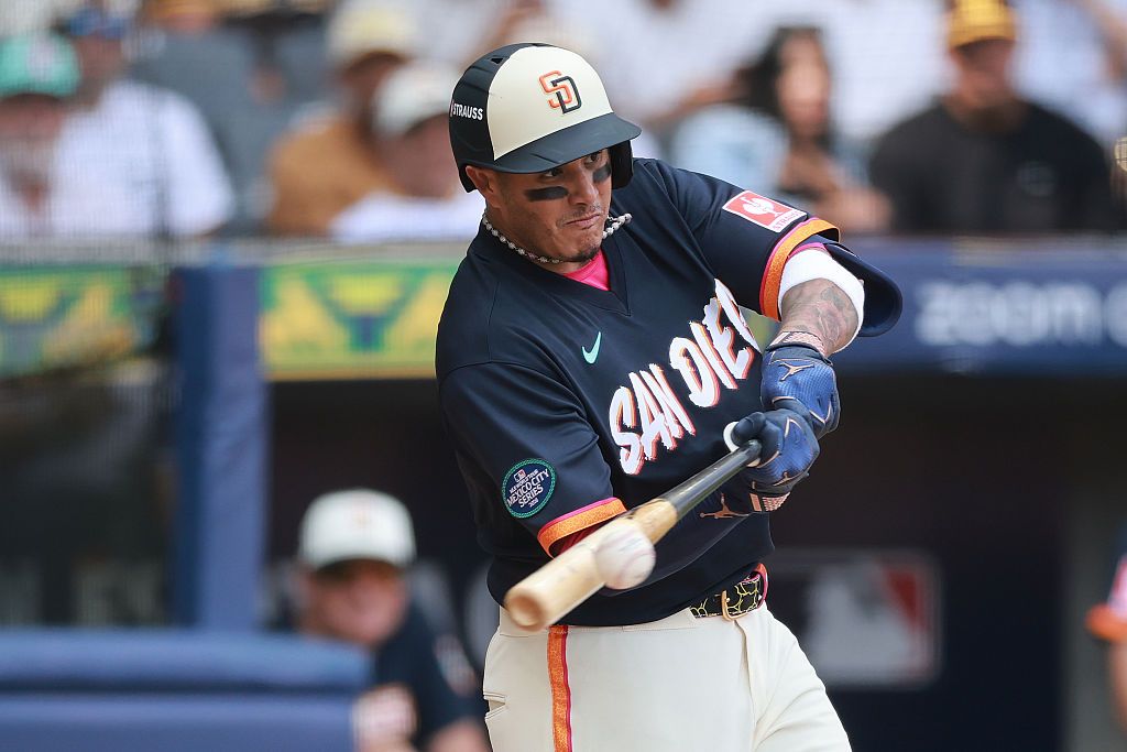 What happened to Manny Machado? Live injury updates for Cubs vs. Padres on Monday 4/27/26