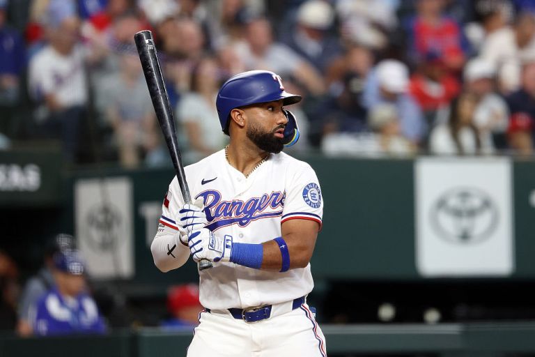 Fantasy Baseball Cheat Sheet: Top DraftKings MLB DFS Plays for Saturday 5/2/26