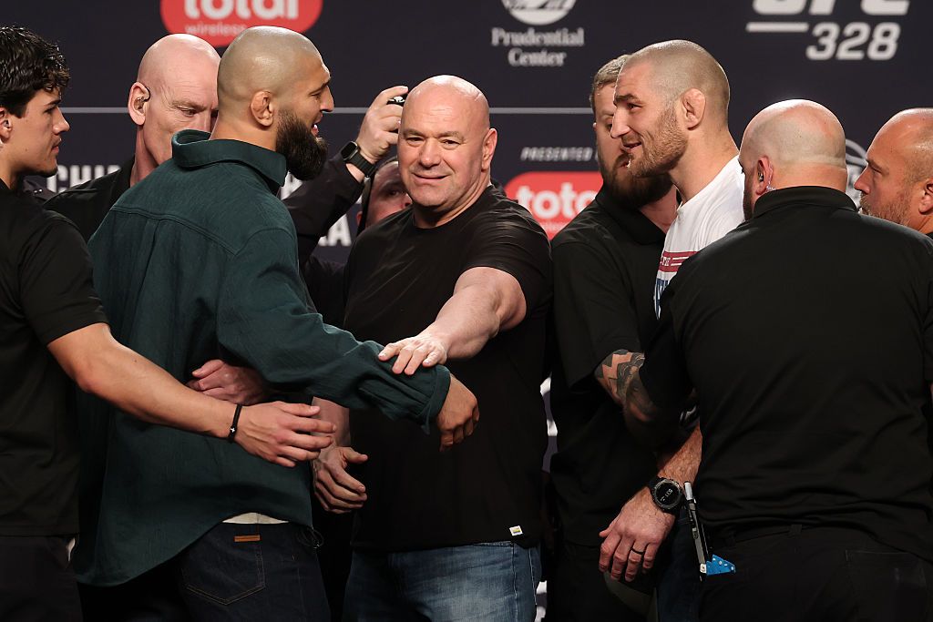UFC 328 results, live updates, round-by-round scoring