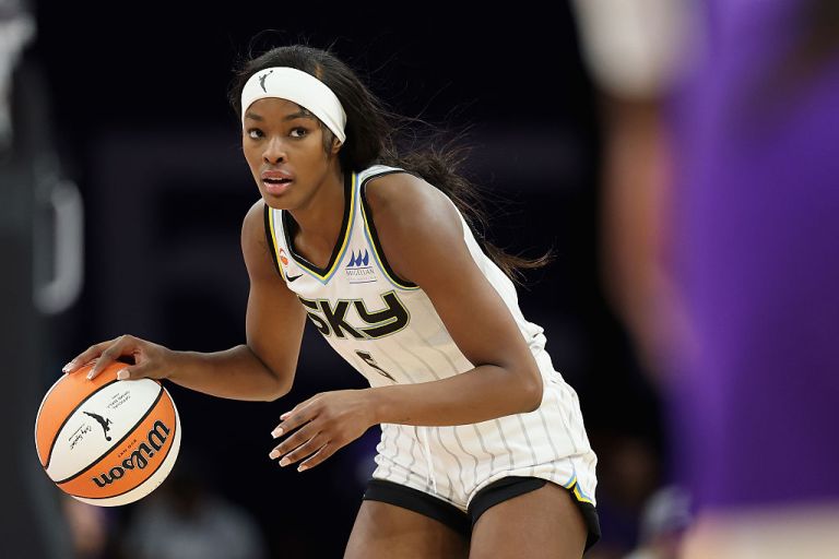 Minnesota Lynx vs. Chicago Sky prediction, pick for Sunday 5/17/26