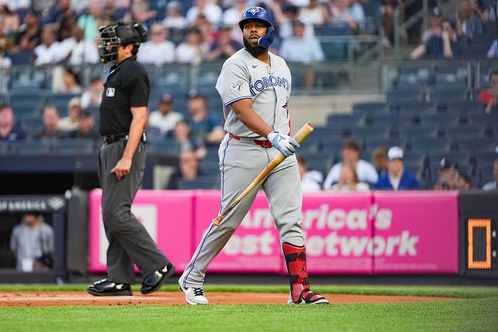 What happened to Vladimir Guerrero Jr.? Live injury updates for Blue Jays vs. Cubs on 6/19/26