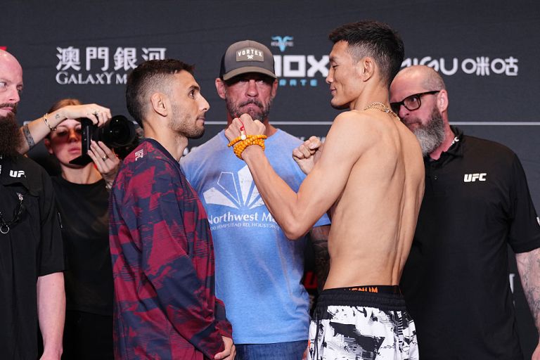 Prediction, pick for Alex Perez vs. Sumudaerji at UFC Macau