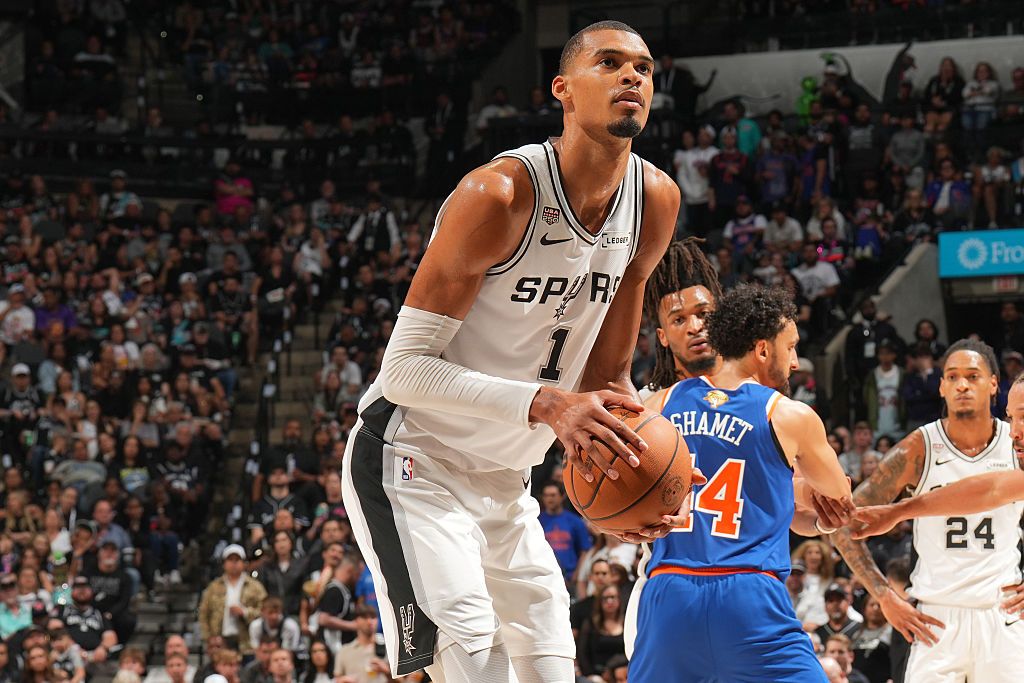 Best Victor Wembanyama prop bets for Spurs vs. Knicks on Monday 6/8/26