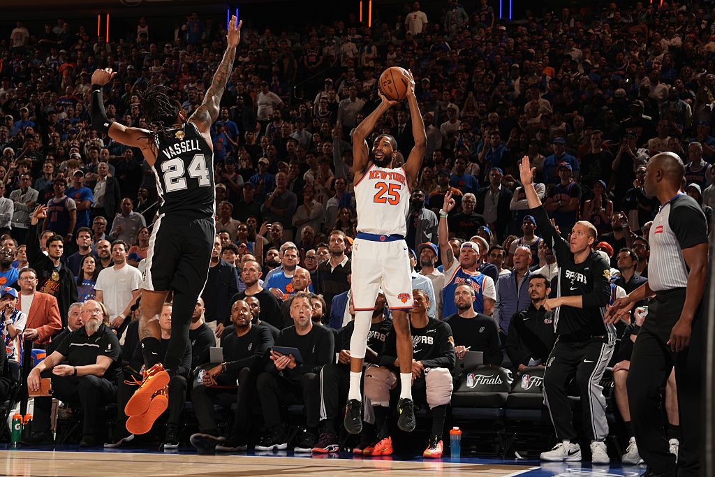 Best Mikal Bridges prop bet for Knicks vs. Spurs NBA Finals Game 5 on Saturday, 6/13/26