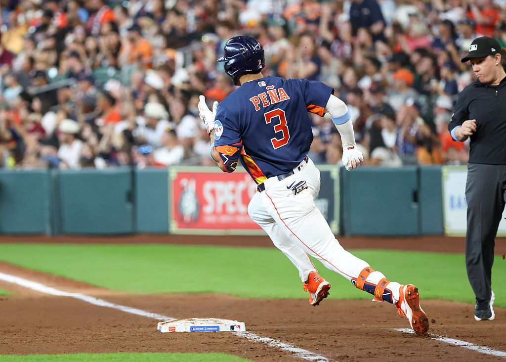 What happened to Jeremy Pena? Live injury updates for Astros vs. Blue Jays on 6/22/26