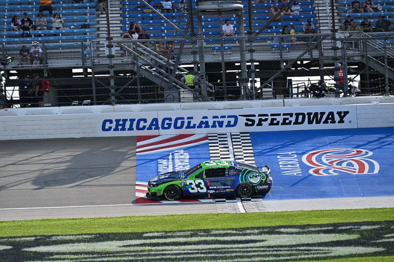 Top NASCAR Picks: Best Bets and Predictions for the NASCAR Cup Series Quaker State 400 Available at Walmart at Atlanta