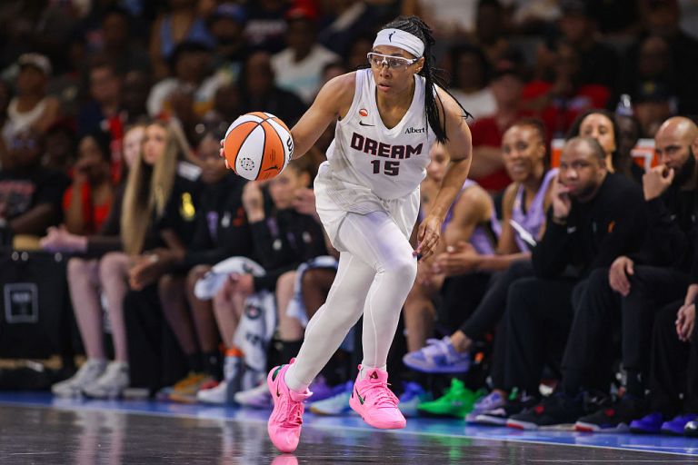 WNBA DFS Picks: Two must-start players for Monday 8/10/26