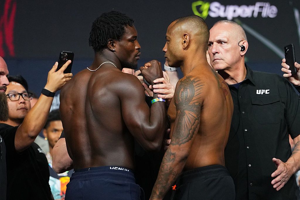 Prediction, pick for Damian Pinas vs. Cesar Almeida at UFC 329