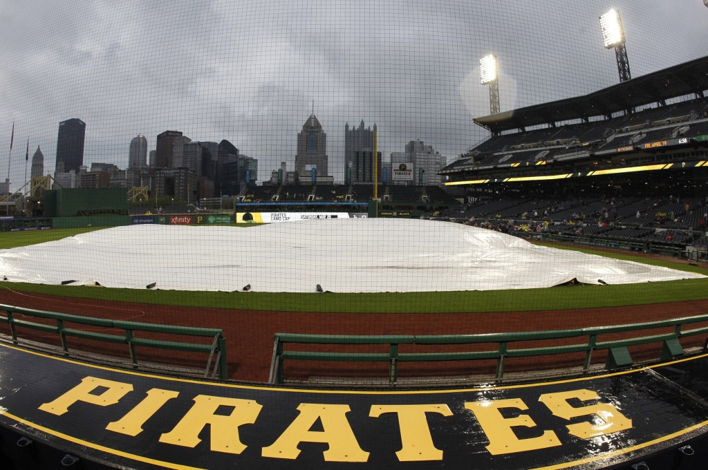 Phillies at Pirates game delayed due to rain Friday 6/6/25