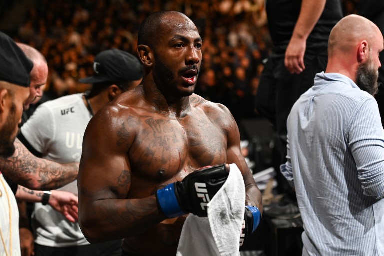 UFC 307 Parlay Best Bets Today: Daniel Cormier’s Parlay Picks for UFC 307 on DraftKings Sportsbook