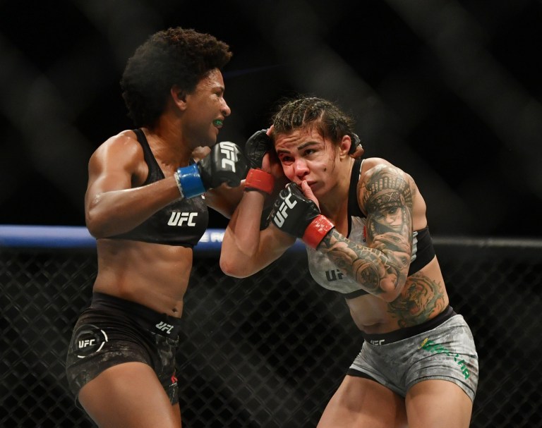 Prediction, pick for Iasmin Lucindo vs. Angela Hill