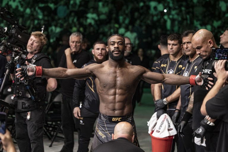 Picks, Best Bets for UFC Fight Night: Walker vs. Zhang