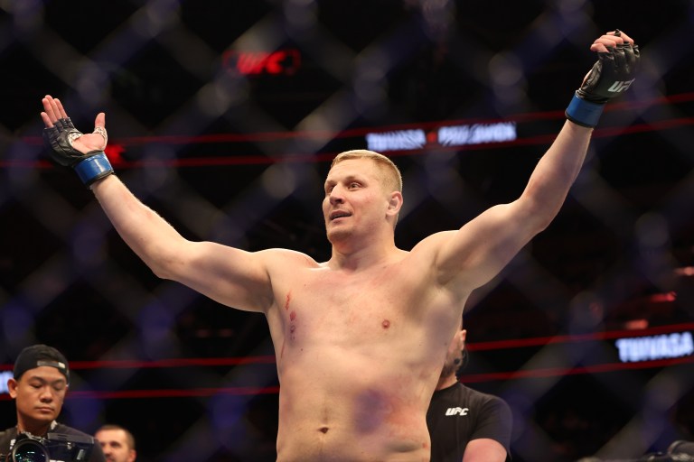 UFC Picks: Top DraftKings DFS Fantasy MMA Targets, Values for February 1