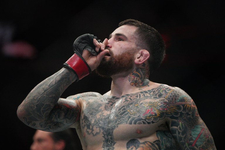 UFC Vegas 97 Picks Today: Top DraftKings DFS Fantasy MMA Targets, Values for Burns vs. Brady