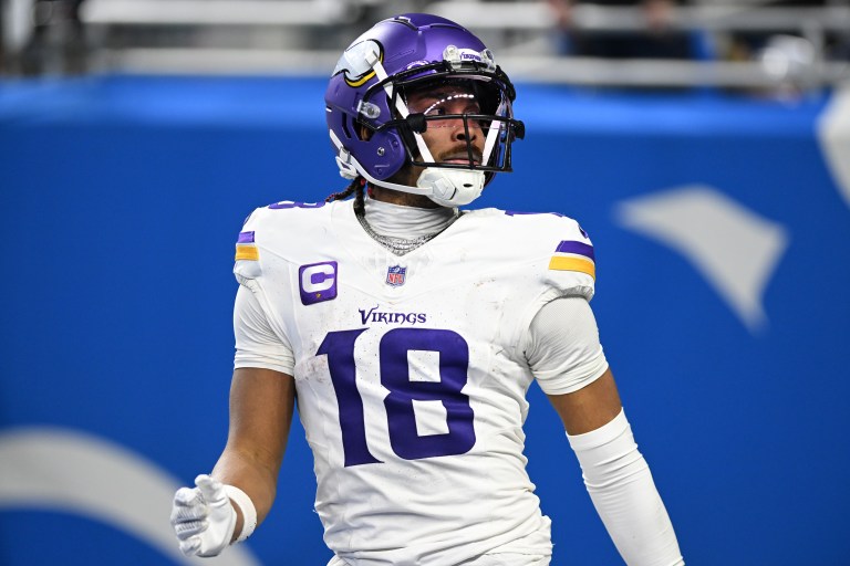 Best player prop bets to consider for Packers vs. Vikings in NFL Week 17