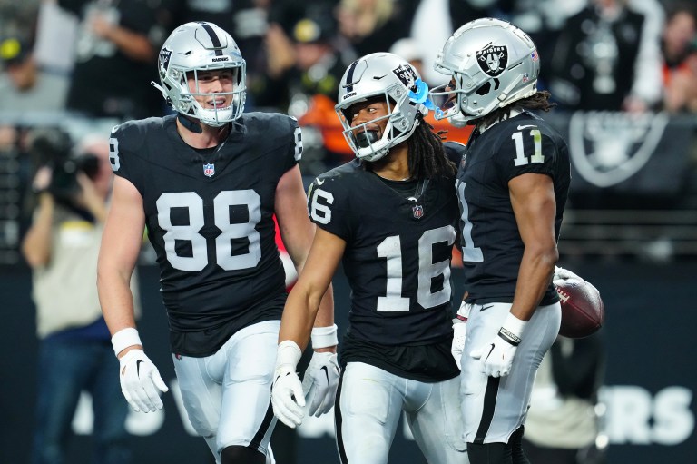 Should I start Jakobi Meyers or Brock Bowers in Week 6?