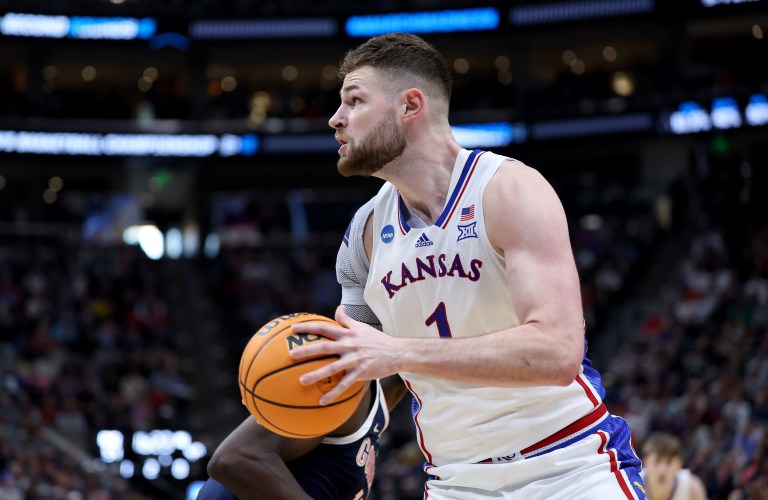 College Basketball Preview: Best Bets, Predictions to Win Big 12