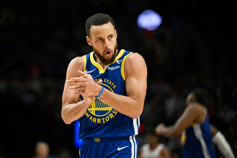 Stephen Curry best prop bets for Warriors vs. Trail Blazers
