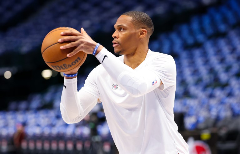 Report: Russell Westbrook signs two-year deal with the Nuggets