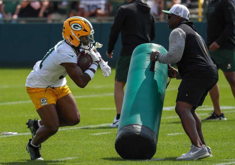 Emanuel Wilson is a must-add fantasy football handcuff