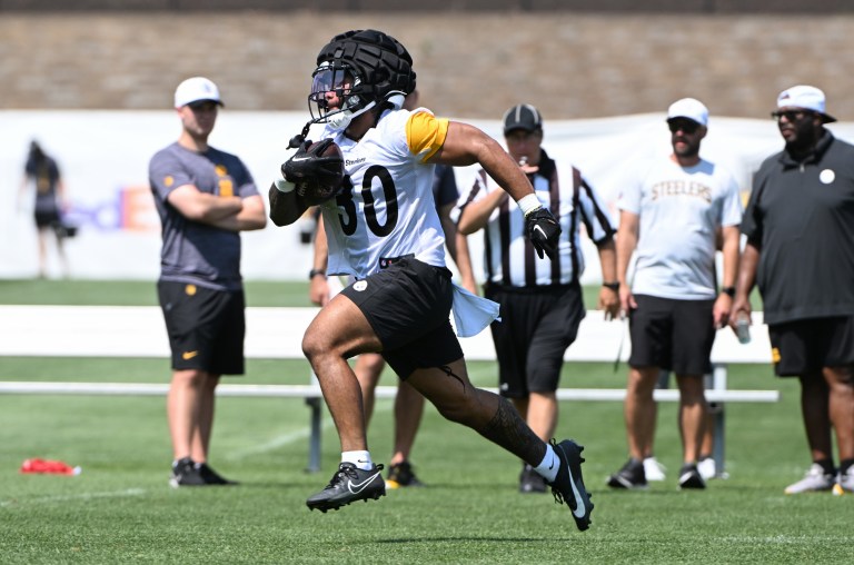 Pittsburgh Steelers RB Jaylen Warren will play in the season opener