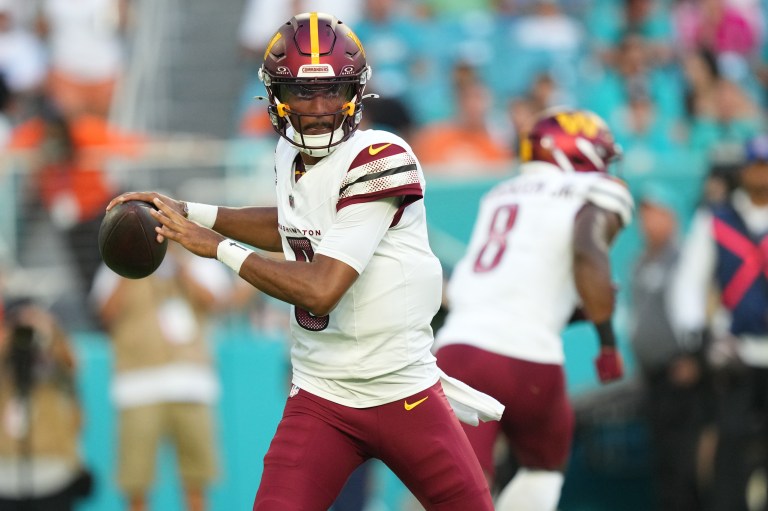 Jayden Daniels will start for the Washington Commanders