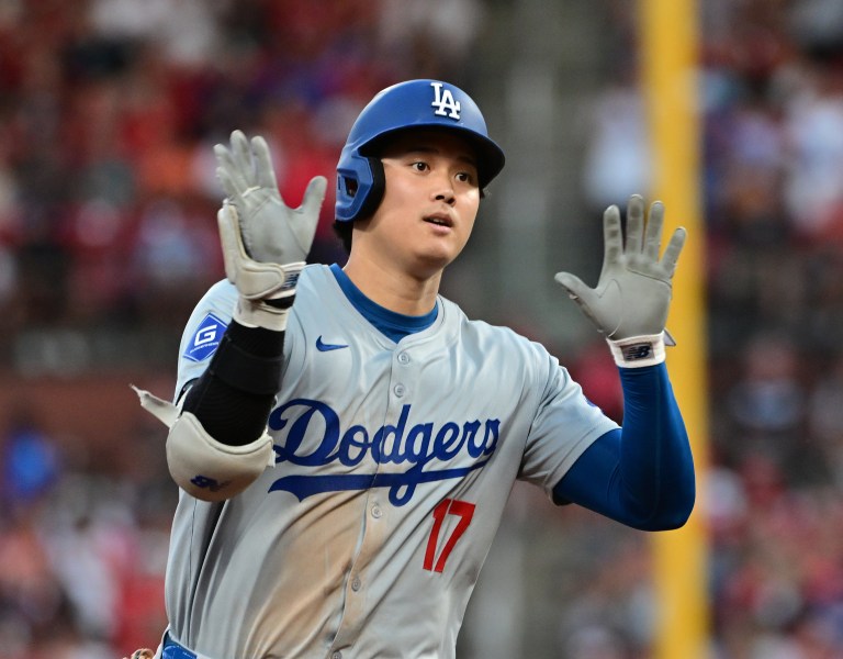 Fantasy Baseball Cheat Sheet: Top DraftKings MLB DFS Plays for August 19
