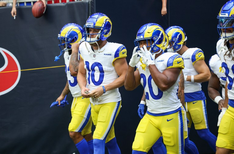 Thursday Night Fantasy Football Pick6 Projections: DraftKings NFL Pick6 Plays for TNF Week 8