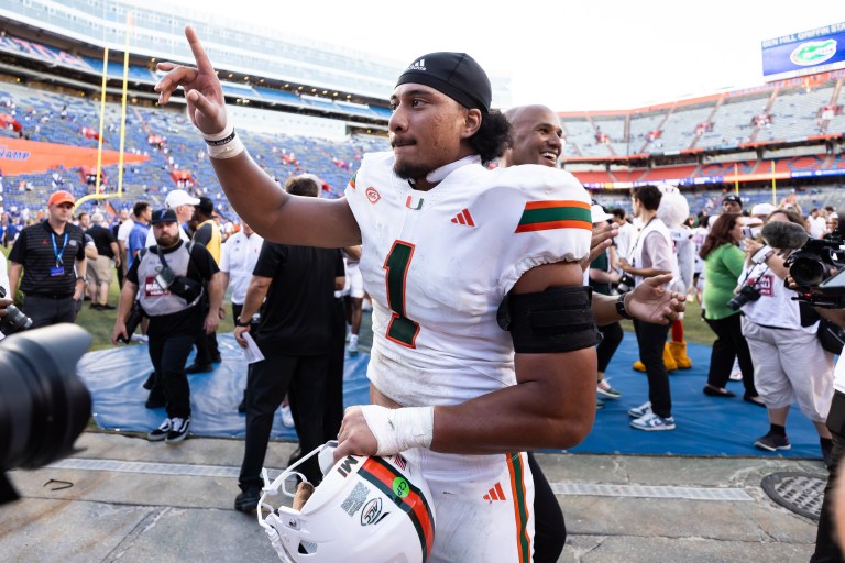 Biggest Moves in the Futures Market After College Football Week 1