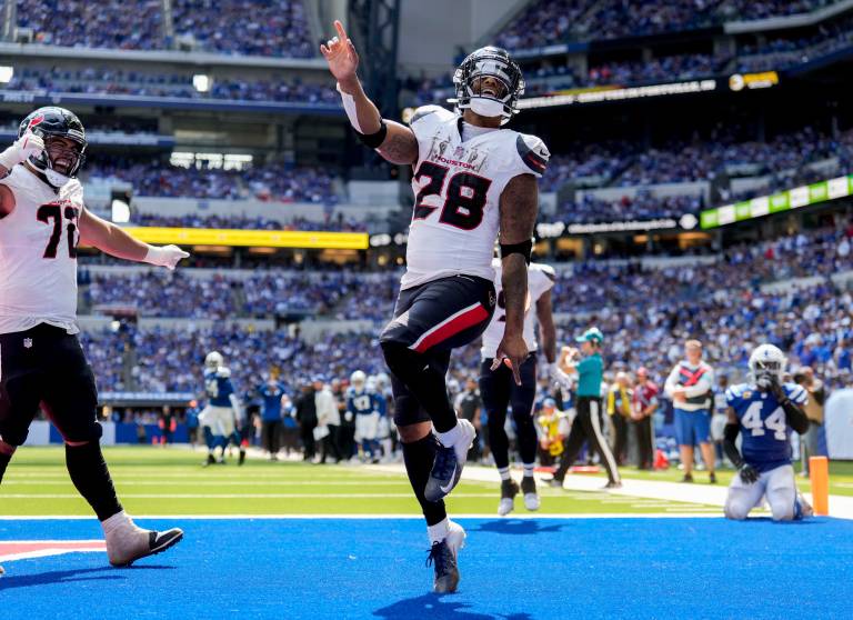 Fantasy Football Captain Picks Today: Top Week 2 Sunday Night Football DraftKings DFS Captain Plays