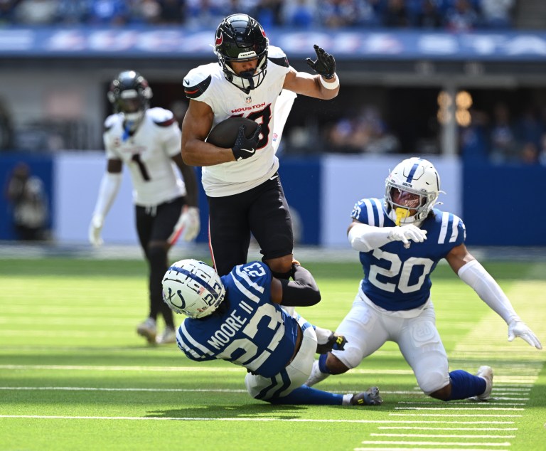NFL Week 9 Start or Sit: Xavier Hutchinson