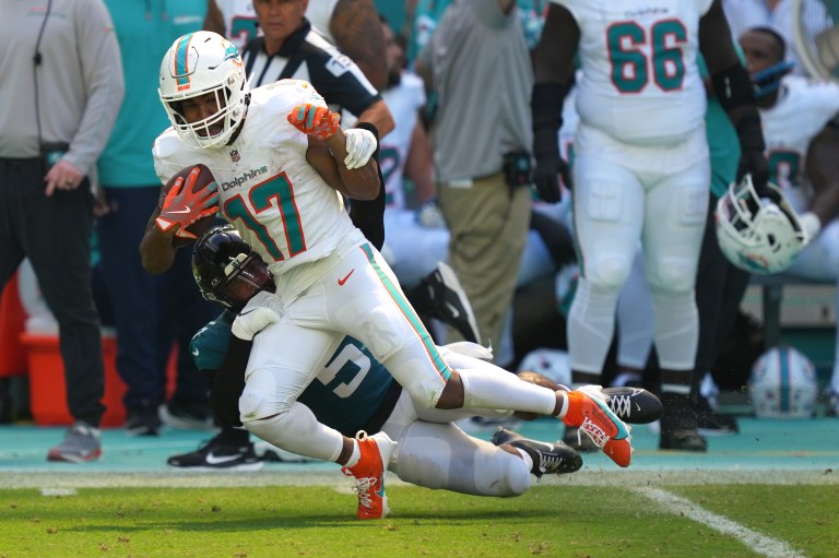 NFL Week 10 Start or Sit: Jaylen Waddle