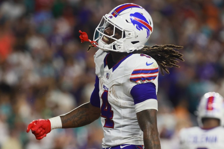 Bills RB James Cook scores three touchdowns in win vs. Dolphins