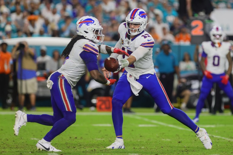 Week 3 DraftKings NFL Pick6 Fantasy Football Picks Today: Top Picks for Monday Night Football