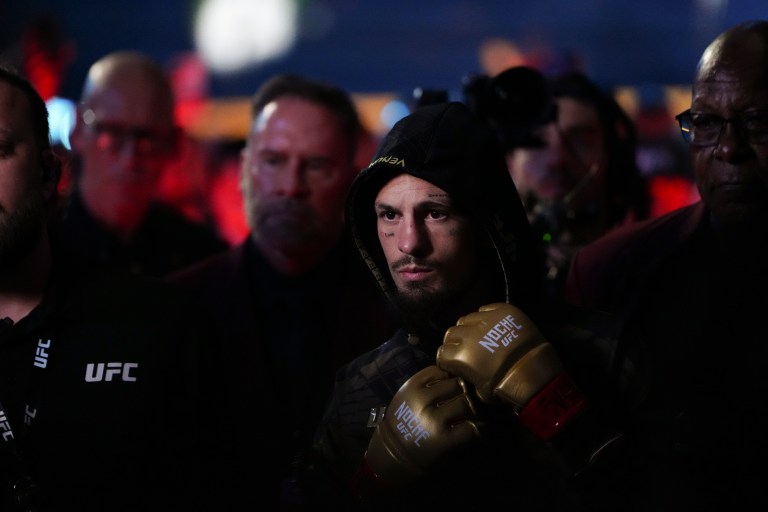 Sean O’Malley is having surgery on Oct. 3 for torn labrum