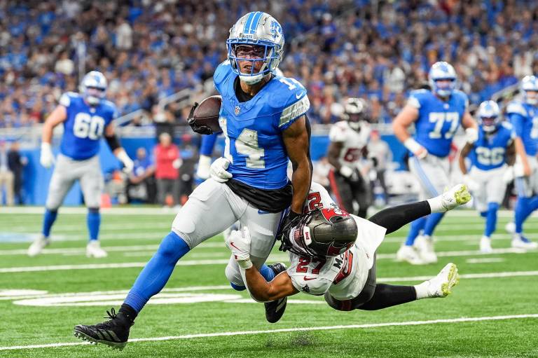 NFL Parlay Best Bets Today: LeBron James’ Parlay Picks for Week 3 on DraftKings Sportsbook