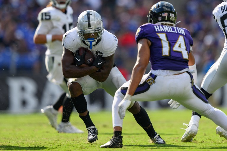 Who is the real Raiders RB1: Zamir White or Alexander Mattison?