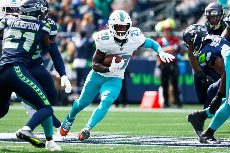 Should I start De’Von Achane if he plays vs. the Colts?