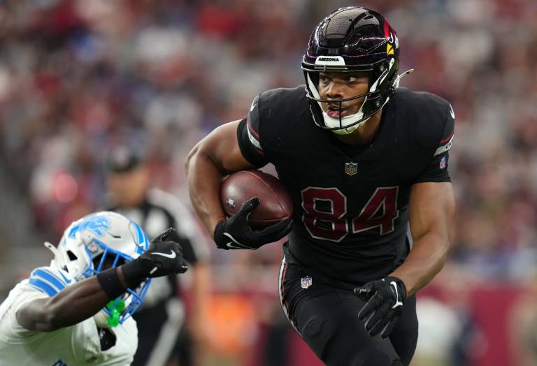 With Trey McBride out, should you start Elijah Higgins in Week 4?