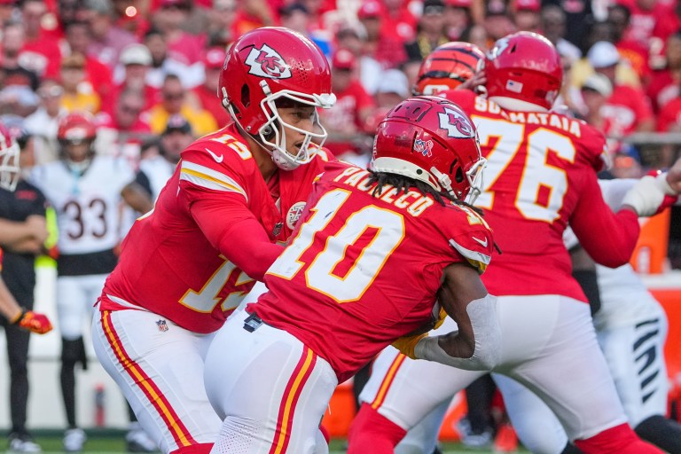NFL Week 14 Start or Sit: Isiah Pacheco
