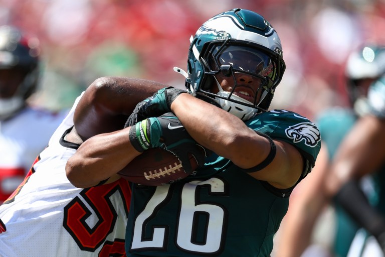 Eagles vs. Browns NFL Week 6 Picks & Predictions on DraftKings Sportsbook