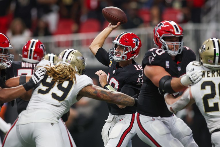 Falcons vs. Buccaneers Week 5 NFL Picks & Predictions on Thursday Night Football