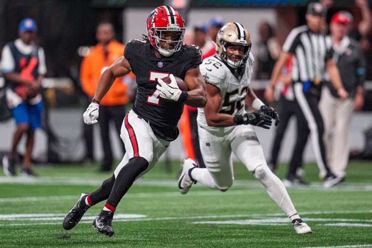 What happened to Bijan Robinson’s usage in Week 4?