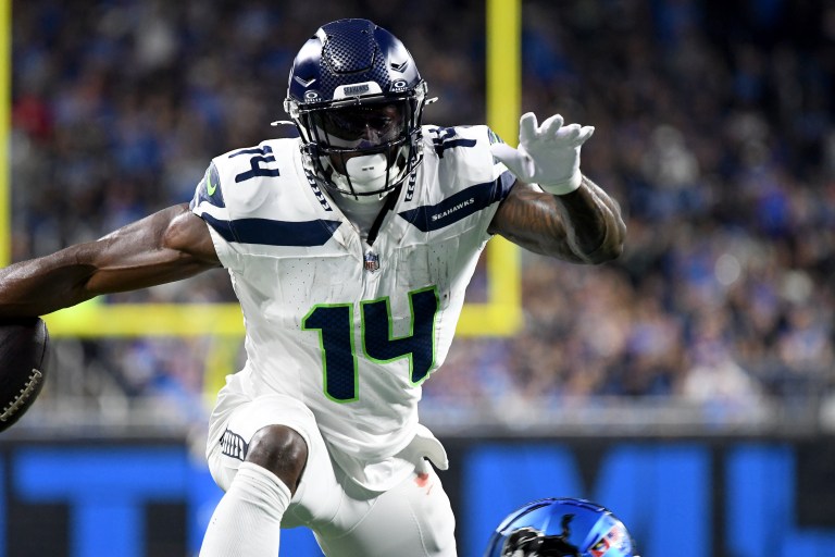 Fantasy Football Cheat Sheet: Top DraftKings NFL DFS Plays for Week 5