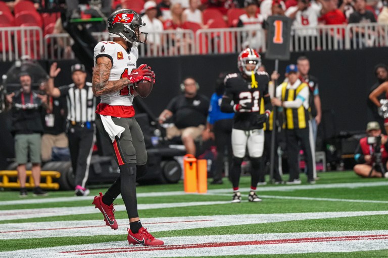Can Mike Evans have a fantasy bounce-back game in Week 7?