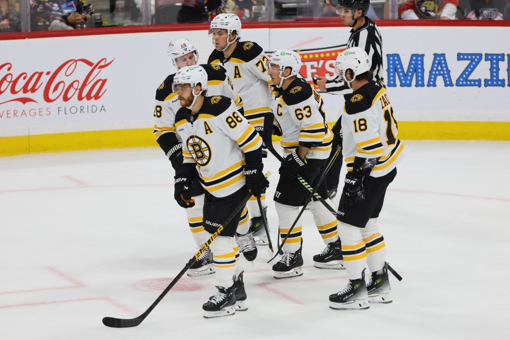 NHL Best Bets Today: DK Network Betting Group Picks for October 10 on DraftKings Sportsbook