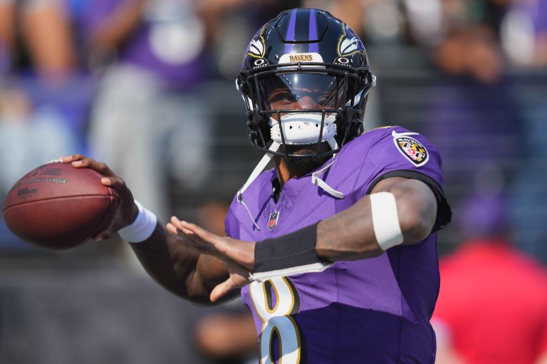 NFL Week 9 Injury Updates: Lamar Jackson, Jordan Love, Tee Higgins News on “Injury Report Live”