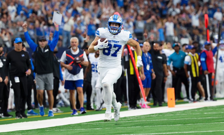 Thursday Night Football Start ‘Em, Sit ‘Em Fantasy Football Picks for Lions vs. Packers
