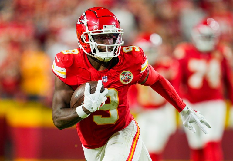 If JuJu Smith-Schuster plays, is he a must-start in Week 7?