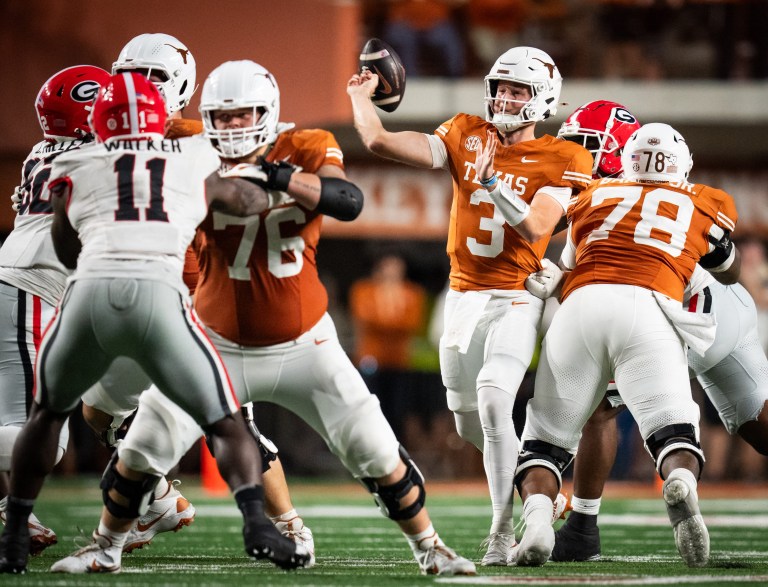 No. 5 Texas vs. No. 25 Vanderbilt Week 9 College Football Picks & Predictions on DraftKings Sportsbook